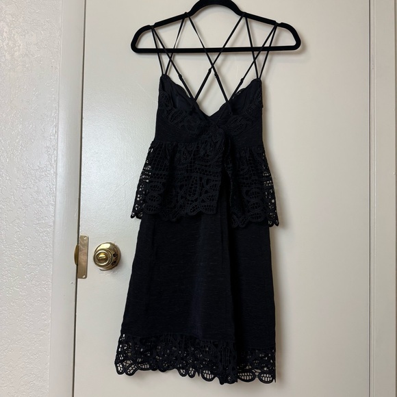 Gianni Bini Monica Black Lace Peplum Crisscross Straps Dress Size 4 - Picture 5 of 7